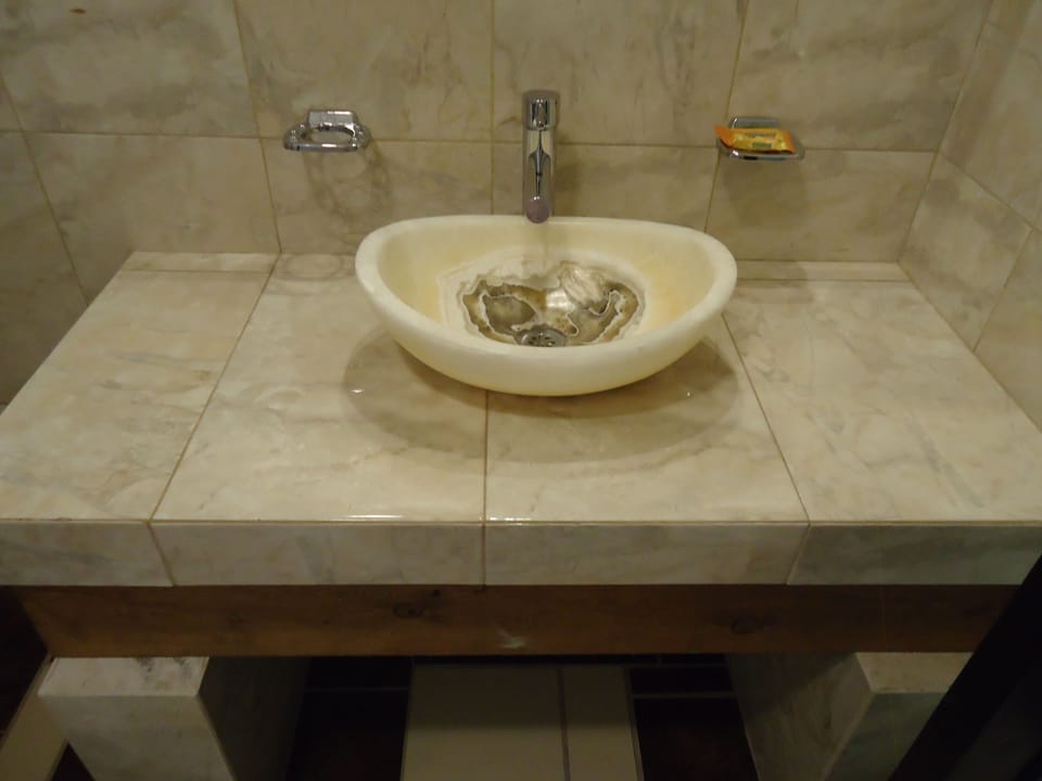 Comfort Double Room, Multiple Beds, Private Bathroom | Bathroom sink