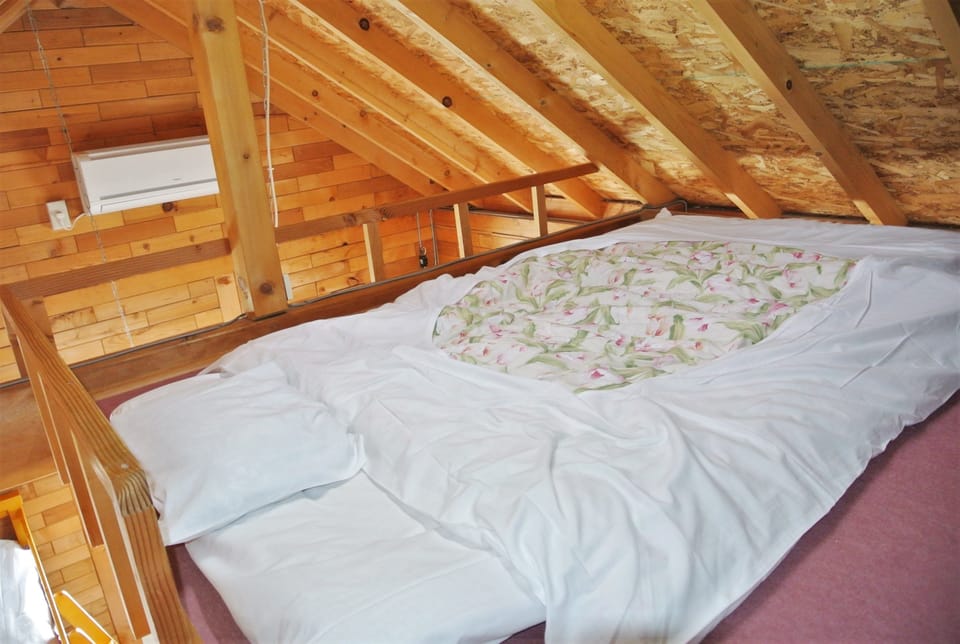 Pet Friendly Lodge, Non Smoking | Room amenity