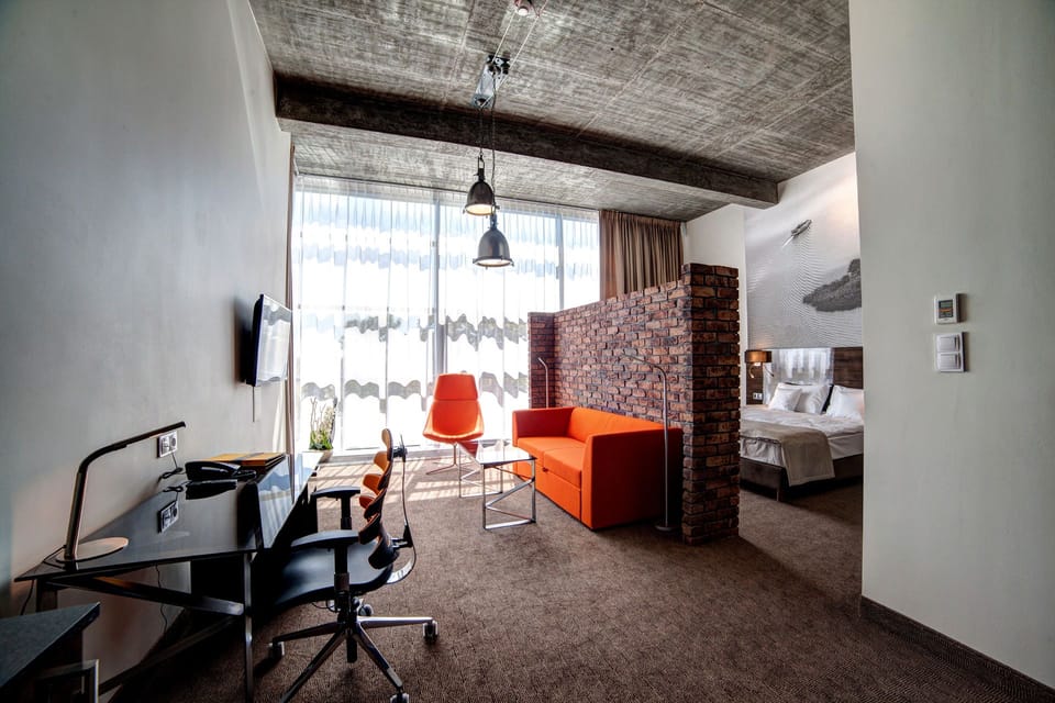 In-room safe, desk, soundproofing, iron/ironing board