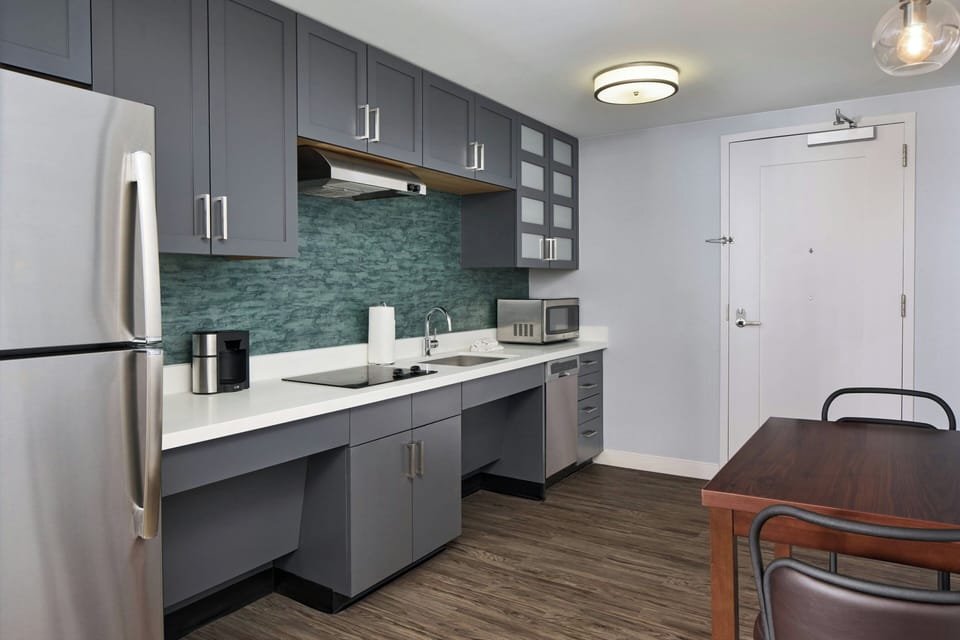 Studio, 1 King Bed with Sofa bed | Private kitchen | Coffee/tea maker, full-size fridge, microwave, stovetop