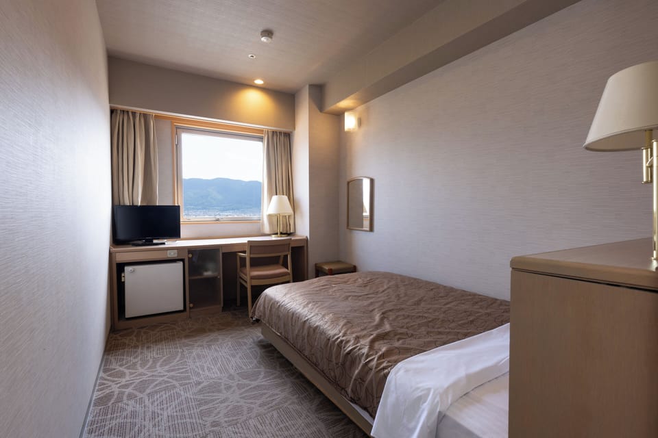 Standard Single Room - Non-Smoking | Desk, laptop workspace, free WiFi, bed sheets