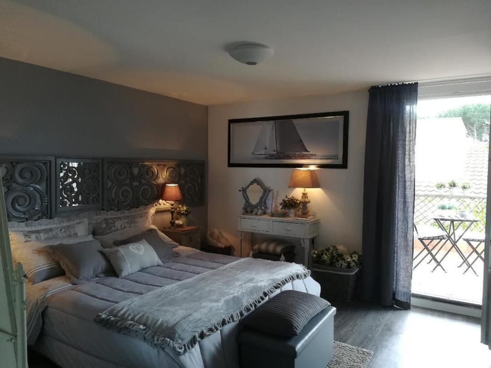 Double Room, Terrace | Premium bedding, free WiFi