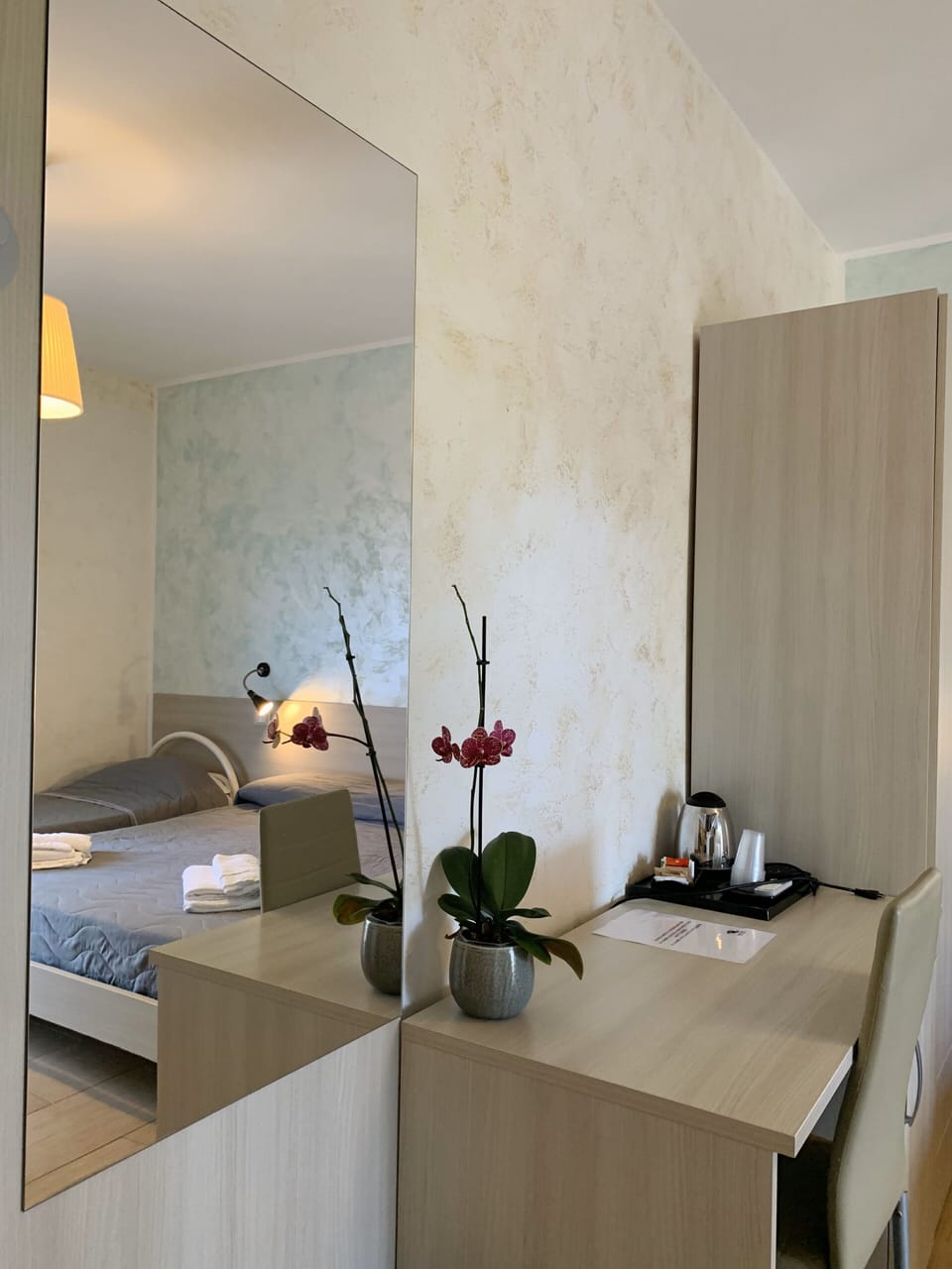 Triple Room, Balcony, Sea View | Minibar, in-room safe, individually decorated, individually furnished