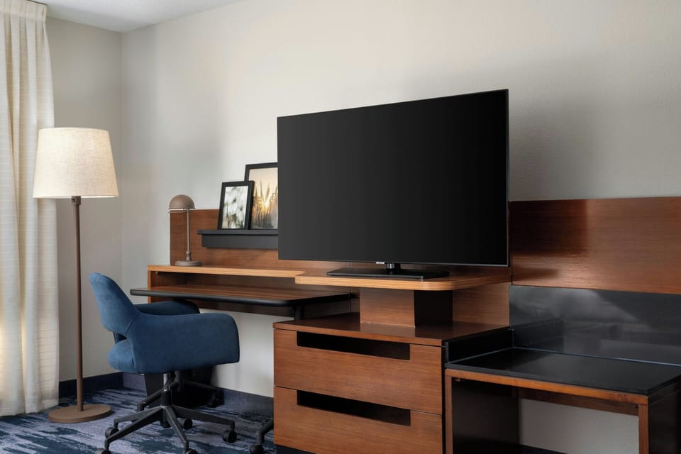 Desk, laptop workspace, soundproofing, iron/ironing board