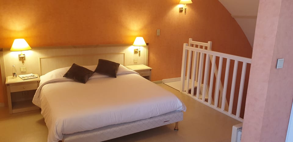 Standard Quadruple Room, Garden Area | Individually decorated, desk, laptop workspace, blackout drapes