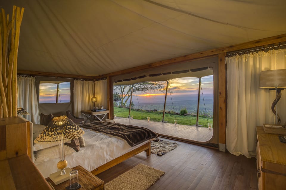 Standard Tent | In-room safe, free cribs/infant beds, rollaway beds