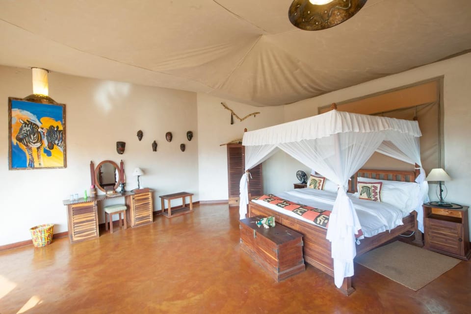 In-room safe, rollaway beds, bed sheets