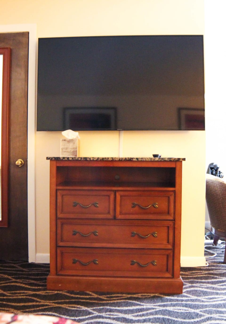 Desk, iron/ironing board, cribs/infant beds, free WiFi