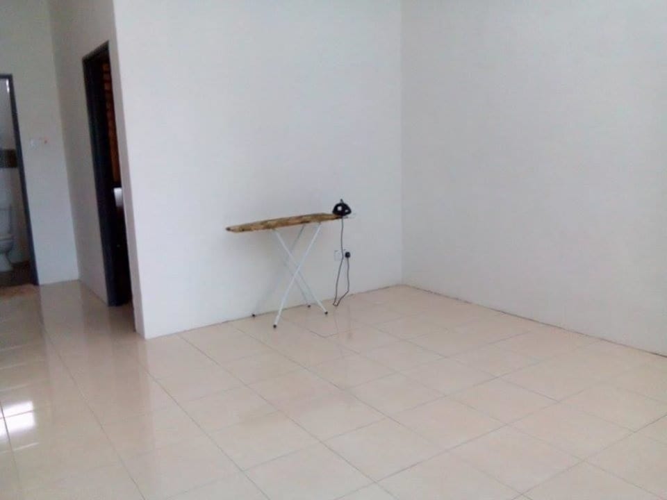 House, 4 Bedrooms | 4 bedrooms, desk, iron/ironing board
