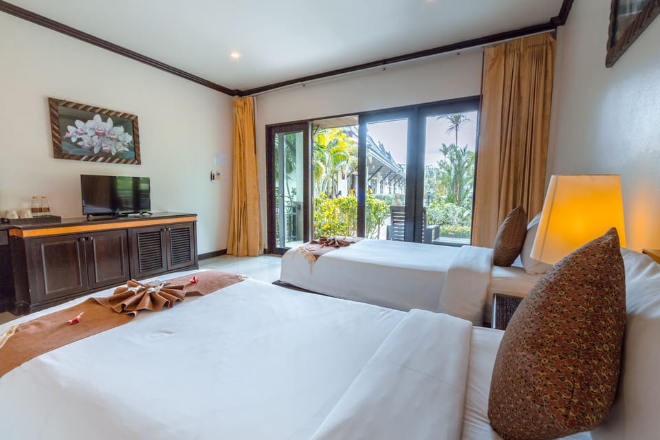 Standard Villa Twin Bed | Desk, blackout drapes, free WiFi, bed sheets