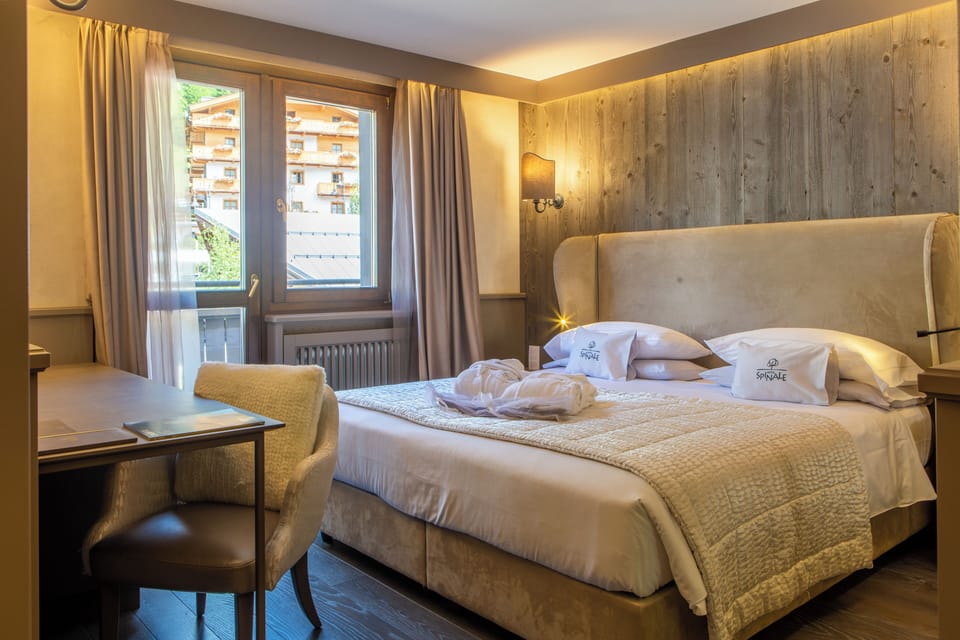 Family Suite (Family Suite) | Premium bedding, down comforters, minibar, in-room safe