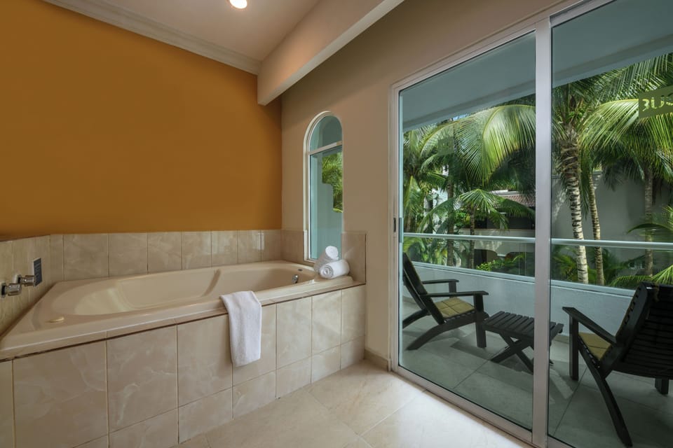 JUNIOR SUITE - MORE INCLUSIVE | In-room safe, desk, laptop workspace, blackout drapes