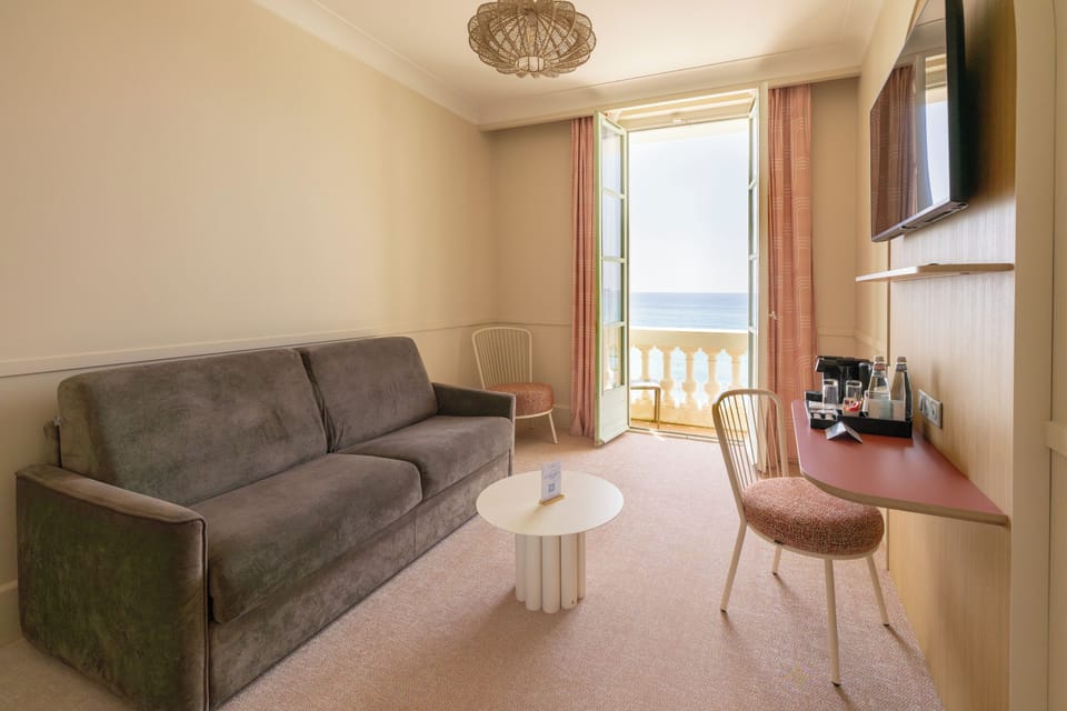 Deluxe Quadruple Room, Sea View | In-room safe, desk, soundproofing, free WiFi