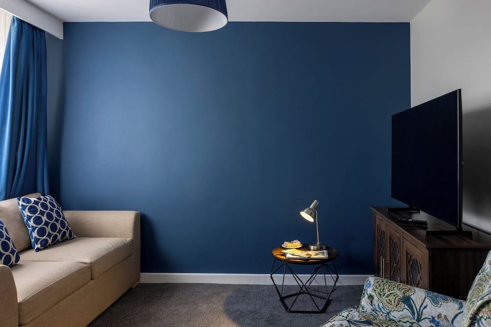 Superior Suite | Desk, blackout drapes, iron/ironing board, WiFi (free)