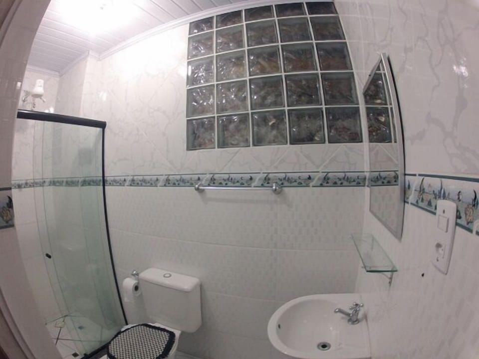 Doble Suite | Bathroom | Shower, towels