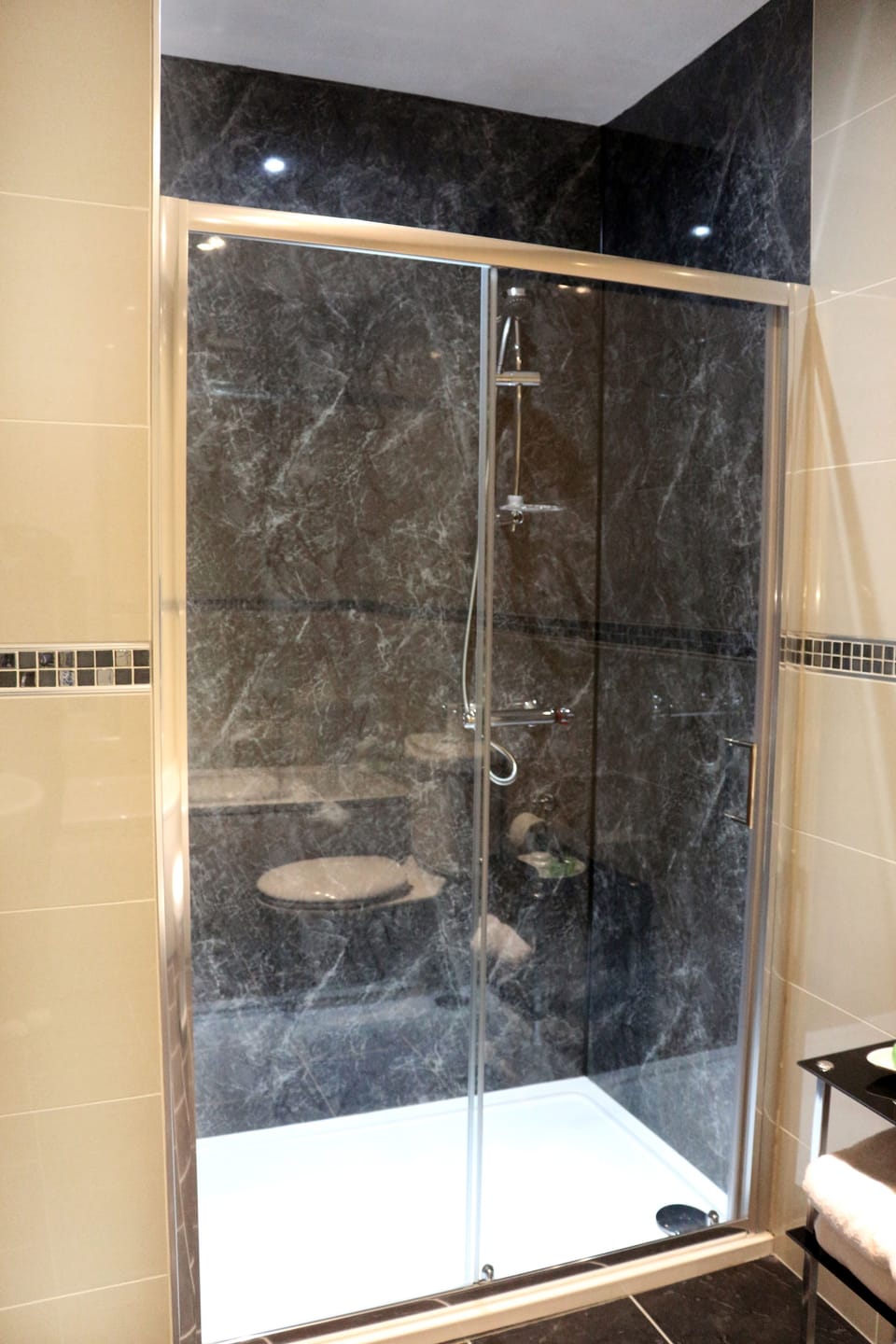 Bathroom shower