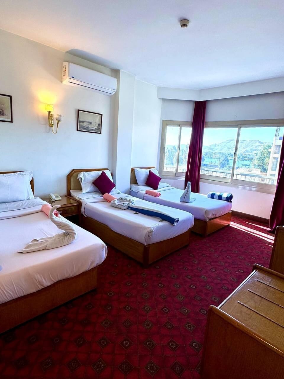 Triple Room | Egyptian cotton sheets, premium bedding, pillowtop beds, minibar