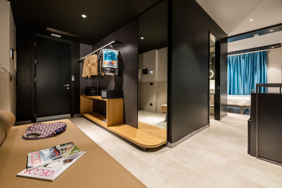 1 bedroom, minibar, in-room safe, desk