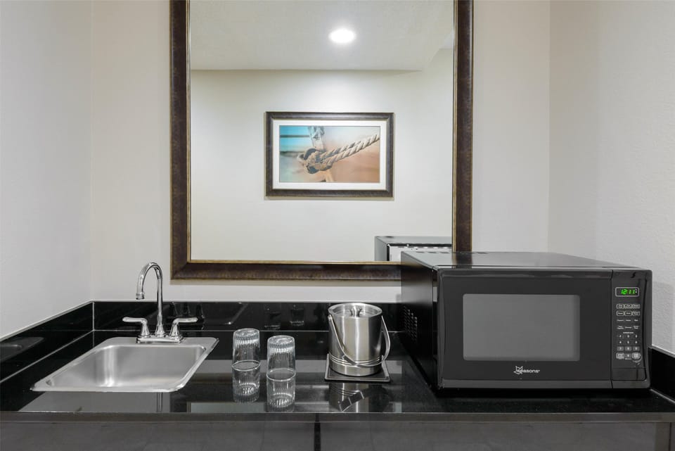 Minibar