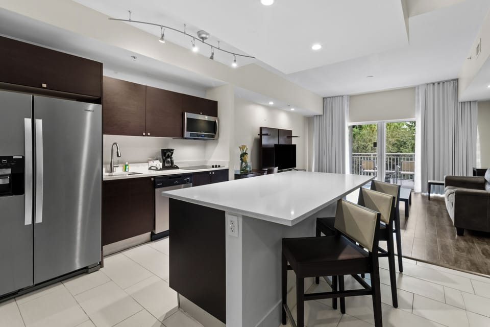 Premier Villa, Multiple Beds, Kitchen (Three Bedroom Villa) | Private kitchen | Coffee/tea maker, full-size fridge, microwave, oven