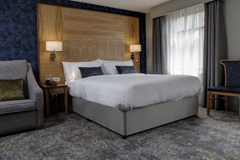Premium Room, 1 Queen Bed with Sofa bed | In-room safe, desk, iron/ironing board, free cribs/infant beds