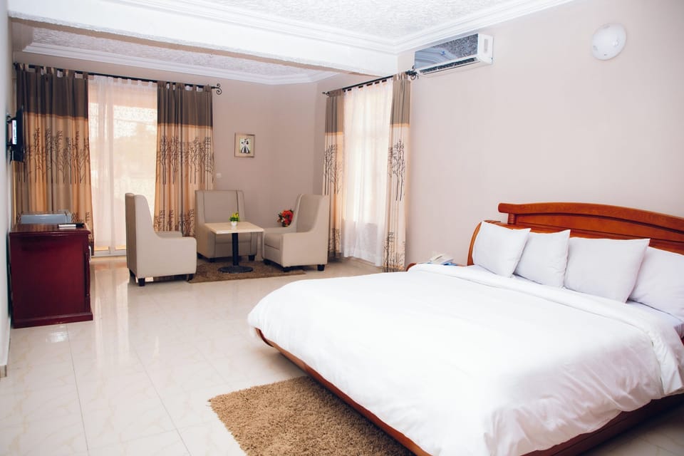 Junior Suite, 1 Bedroom | Street view