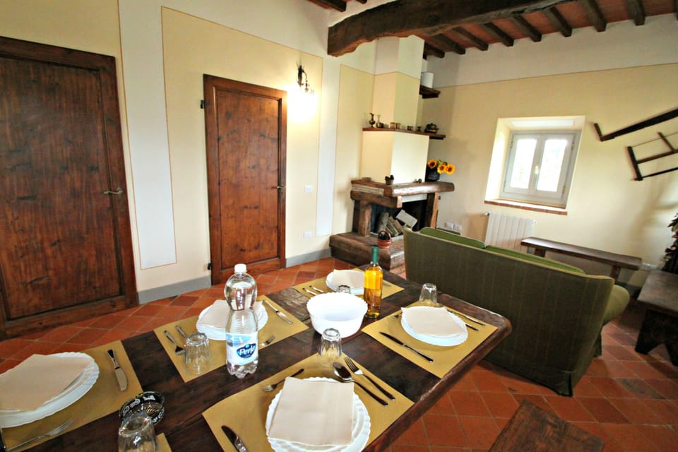 Villa, Multiple Bedrooms | Living room | Flat-screen TV, fireplace