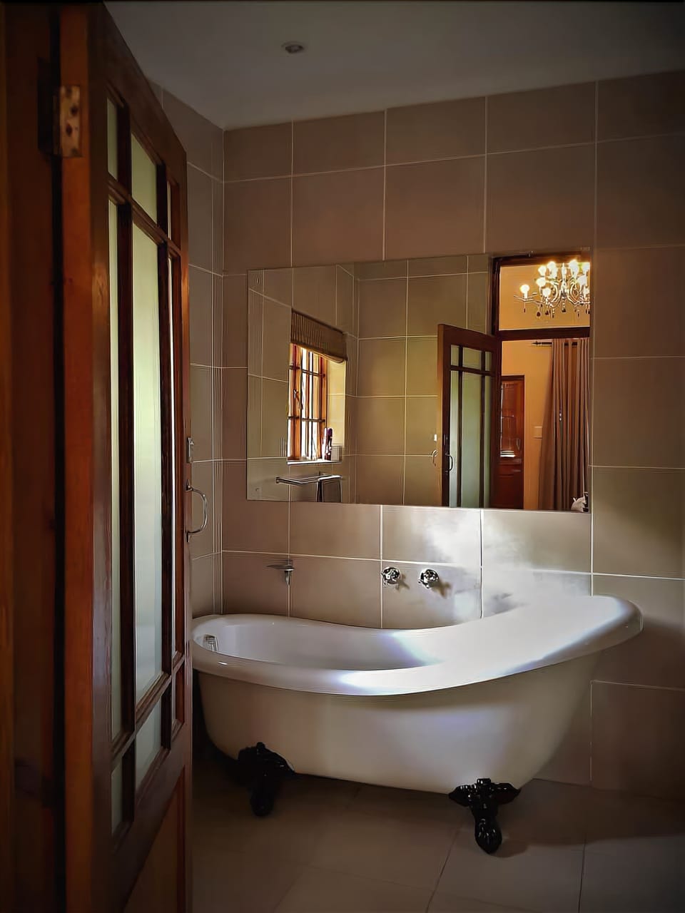 Superior Double Room | Deep soaking bathtub