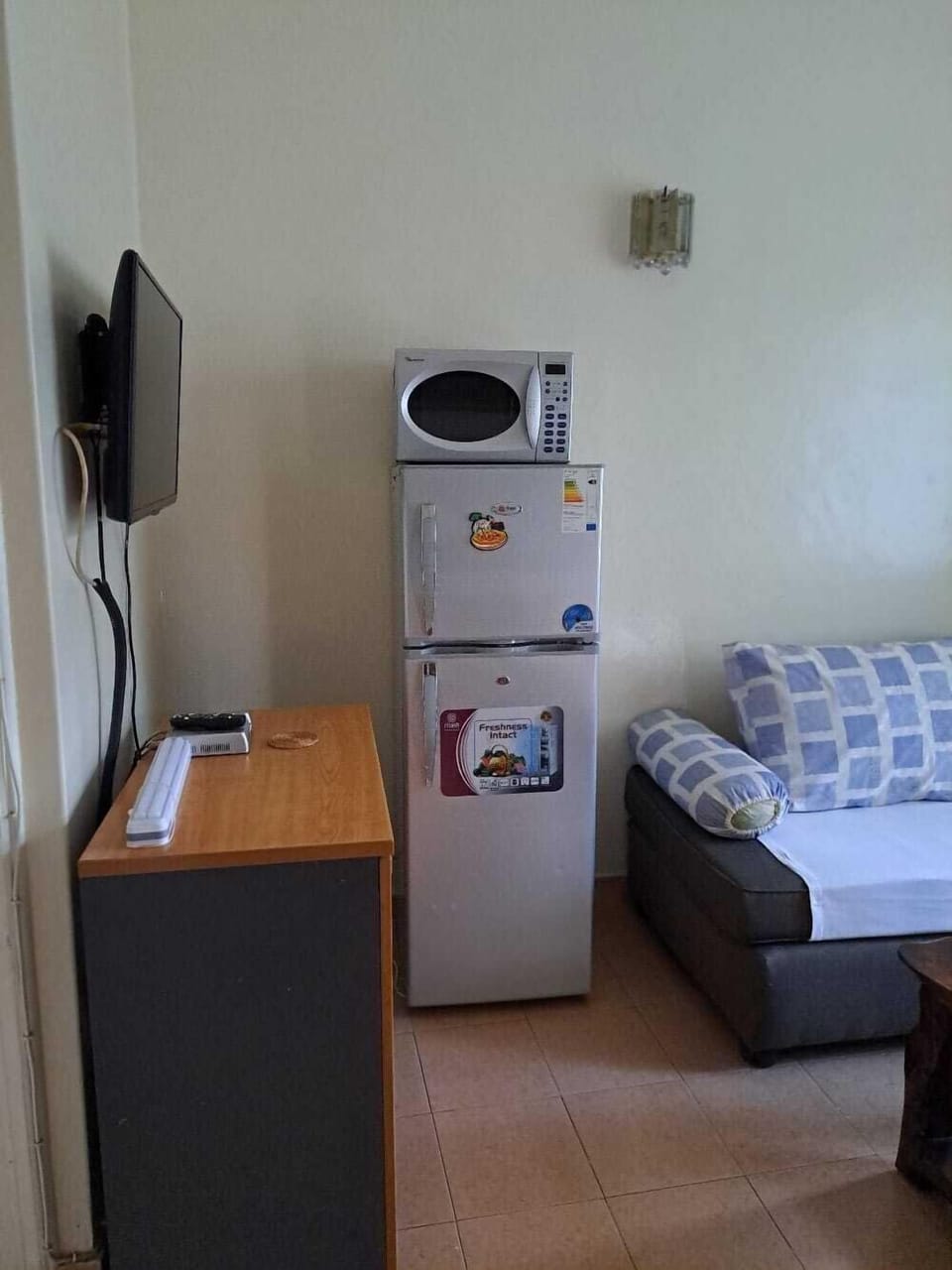 Apartment, 2 Bedrooms | Living area | TV