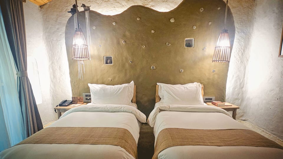 Standard Room | In-room safe, desk, laptop workspace, soundproofing