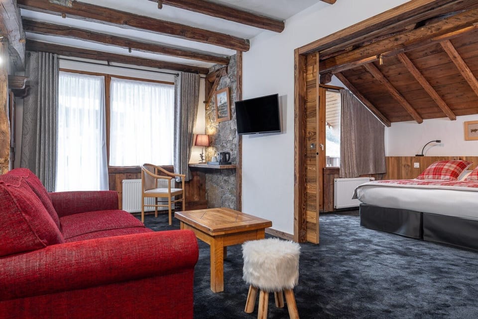 Suite 2 Personnes | In-room safe, blackout drapes, free WiFi, bed sheets