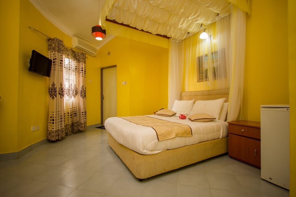Standard Double Room | Desk, free WiFi