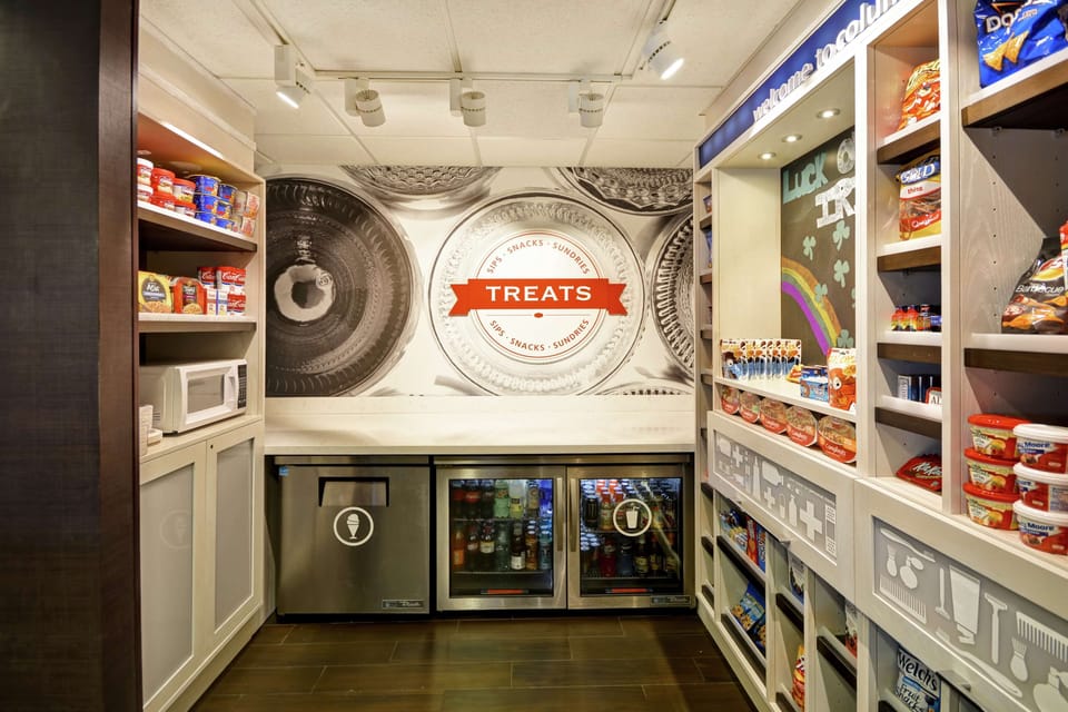 Snack bar