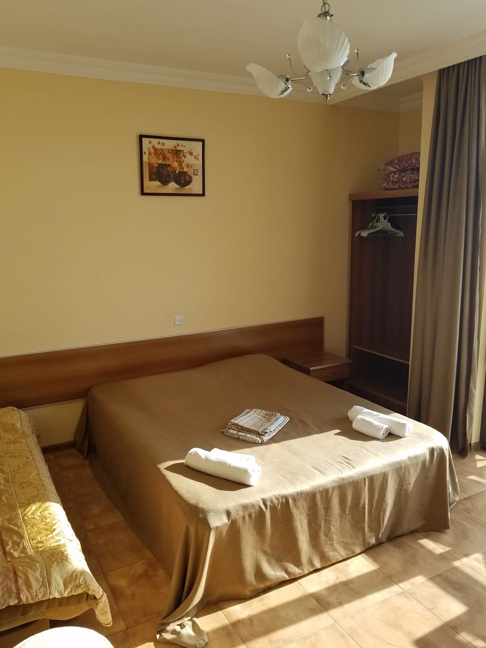 Quadruple Room | Desk, soundproofing, free WiFi