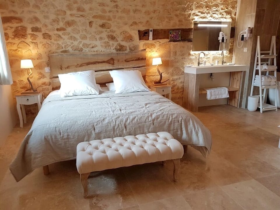 Premium bedding, individually decorated, individually furnished, desk