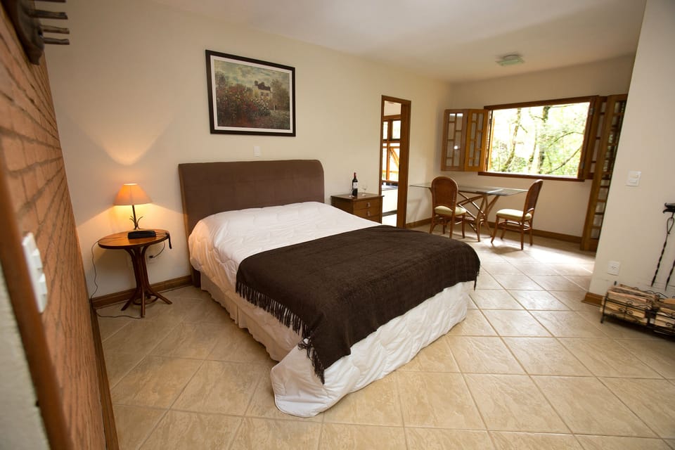Chalet (4) | Minibar, in-room safe, free WiFi, bed sheets