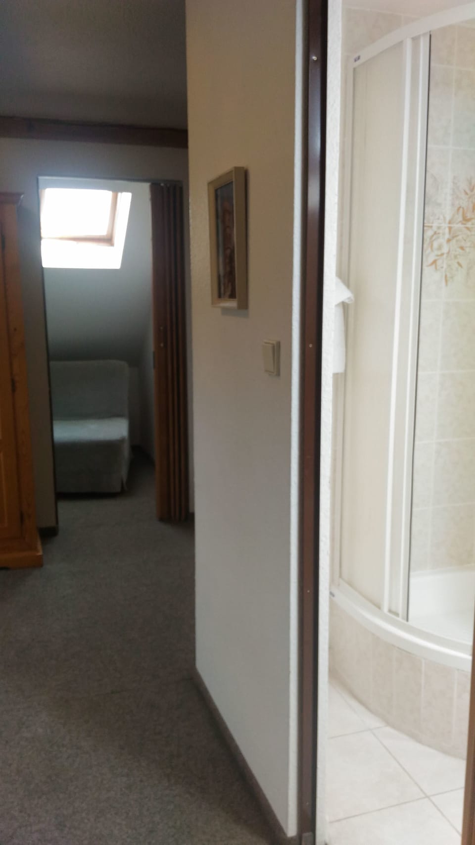 Triple Room | Bathroom shower