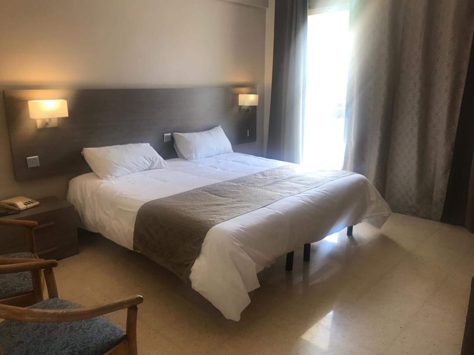 Iron/ironing board, free cribs/infant beds, wheelchair access