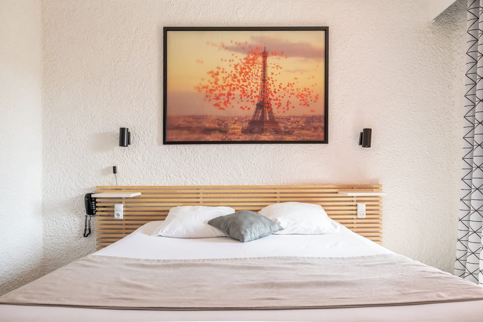 Standard Double Room | Individually furnished, iron/ironing board, free WiFi, bed sheets
