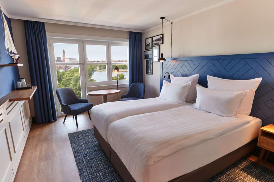 Down comforters, minibar, in-room safe, soundproofing