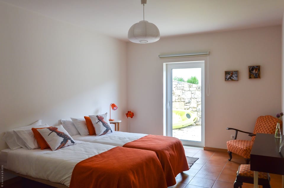 Premium bedding, desk, soundproofing, free WiFi