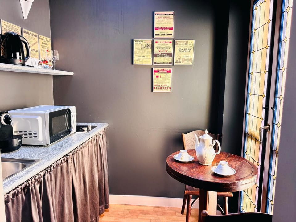 Private kitchenette