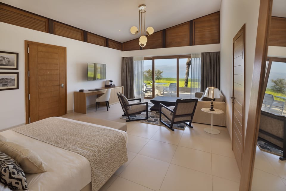 Villa, Jetted Tub (Kinneret) | 1 bedroom, Egyptian cotton sheets, premium bedding, minibar