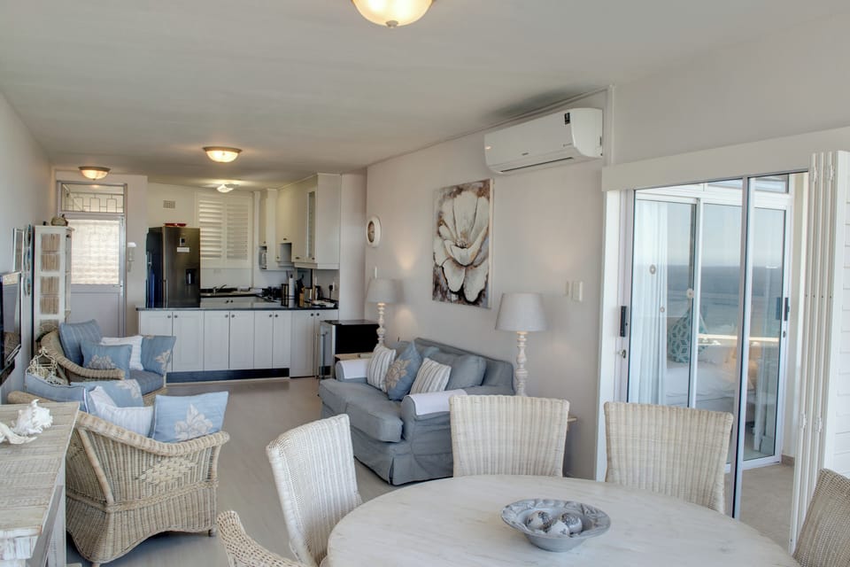 Luxury Apartment, 3 Bedrooms, Sea View, Sea Facing | Living area | 40-inch flat-screen TV with satellite channels, TV