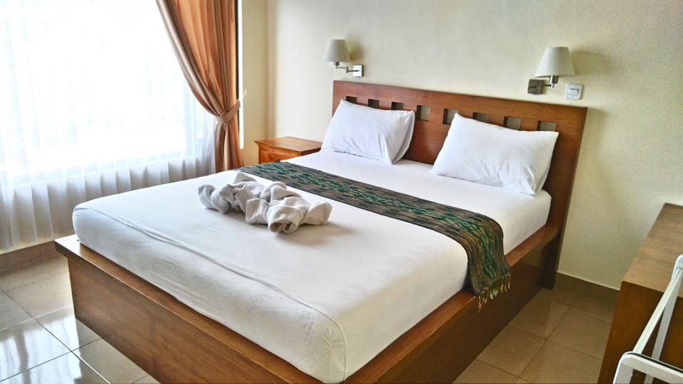 Deluxe Double Room | Free WiFi, bed sheets