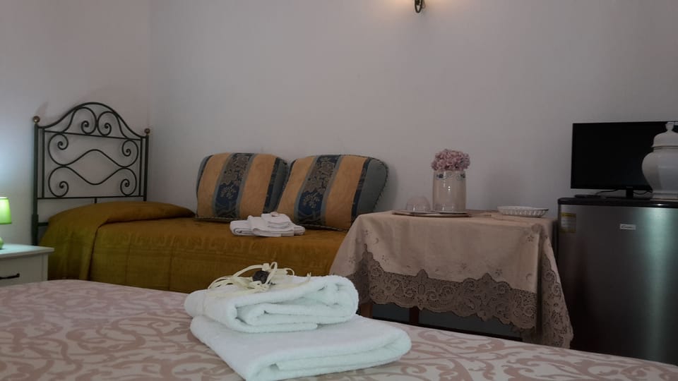 Premium bedding, desk, free WiFi, bed sheets