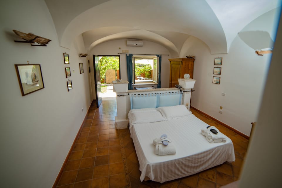 Junior Suite, 1 Double Bed, Hot Tub | Free minibar, in-room safe, iron/ironing board, free WiFi