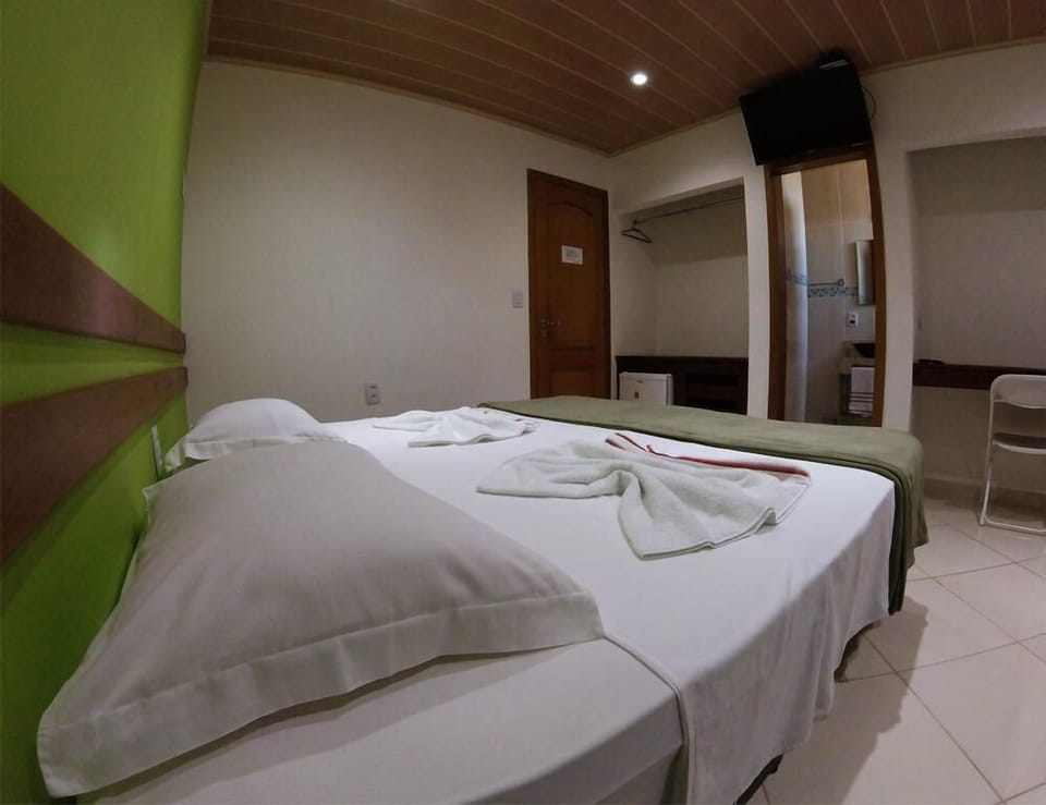 Standard Room | Minibar, desk, blackout drapes, free WiFi