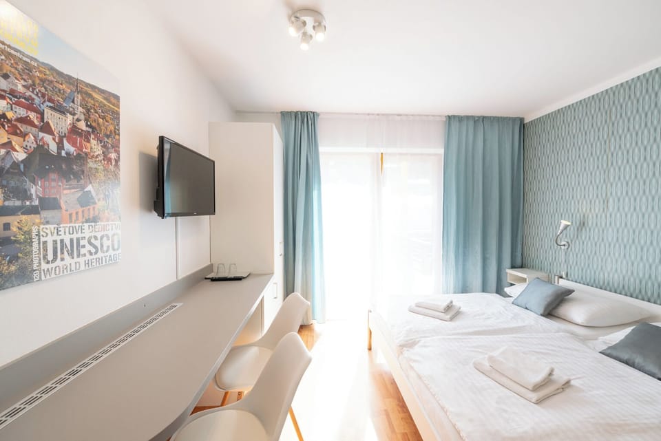 Deluxe Double Room, 1 Bedroom, Terrace, Poolside | Minibar, soundproofing, free WiFi, bed sheets