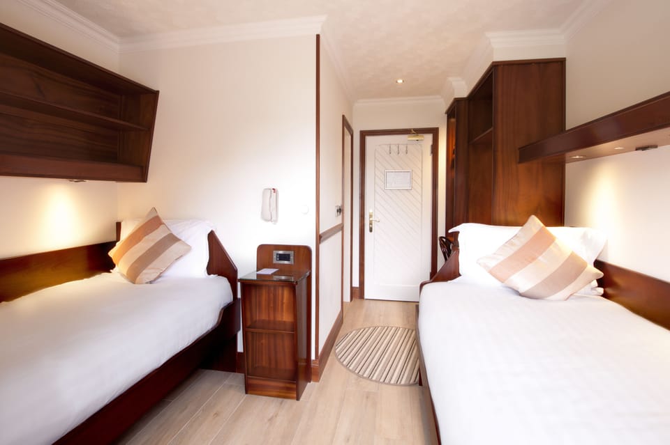 Twin Room (Annex  2 -mins walk from the main hotel) | In-room safe, desk, iron/ironing board, free WiFi